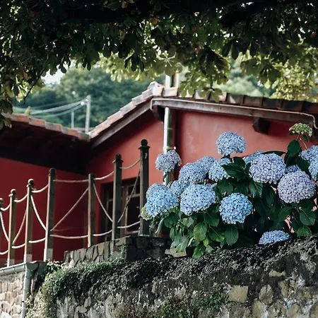 Casona Fuentes Del Sueve Otel Piloña
